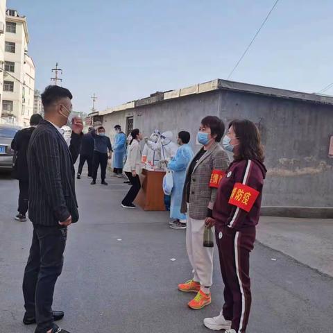 医保战“疫”娘子军