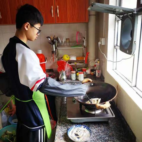 韶实中学七（31）班崔竑立美食作业七