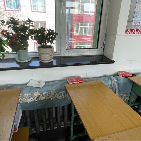 2021.11.2五年级卫生检查