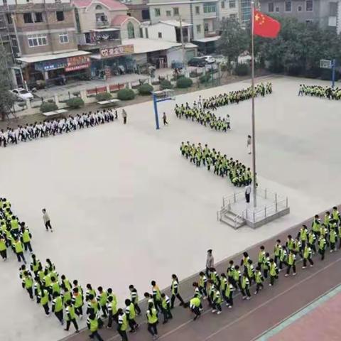 跑出飞扬的青春  磨砺坚强的意志
