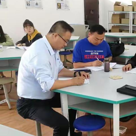 《农村普通高中数学教学生活化策略研究》开题报告会