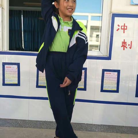 郑州一中教育集团洛阳伊河学校 英语舞台剧社团 杨好好