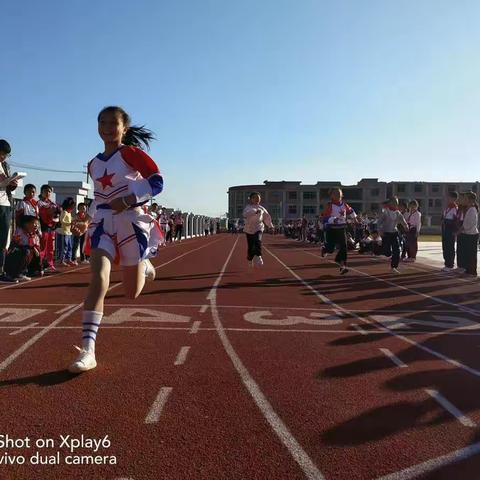 勇士出发何言诲