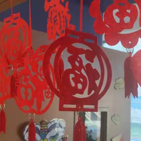 红黄蓝幼儿园黄一班元旦活动