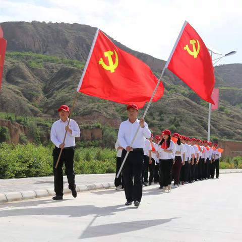 “重温红色记忆，传承革命精神”—甘谷县大像山学区党委赴礼辛镇和榜罗镇红色教育基地开展党史学习教育