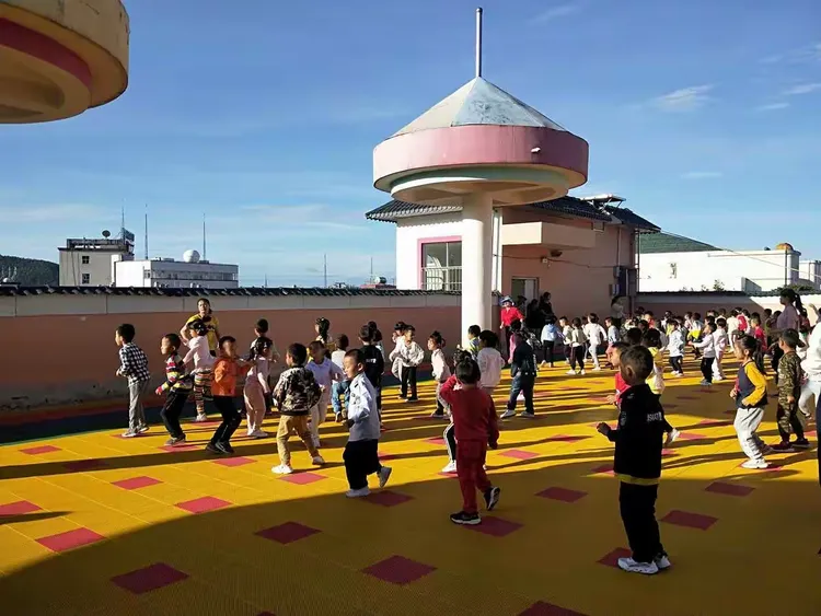 —双柏县机关幼儿园中三班家长开放日活动