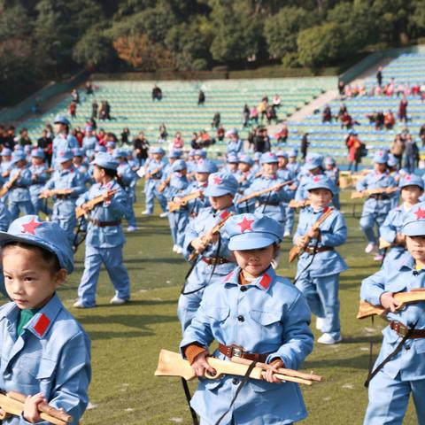 苗苗幼儿园--军民一家亲大型亲子活动