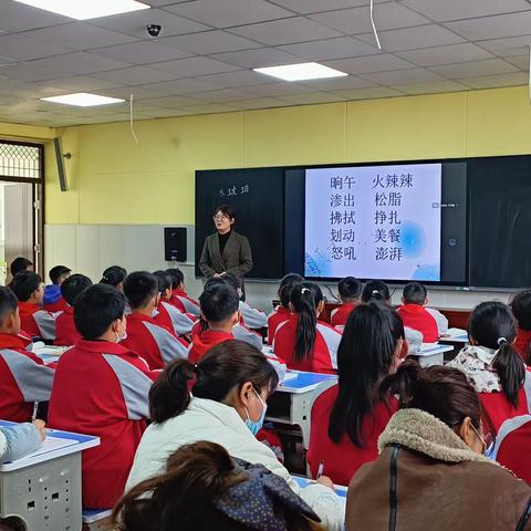 扬教研之帆，启教学之航——郾城区第二实验小学教育集团语文组教研活动纪实