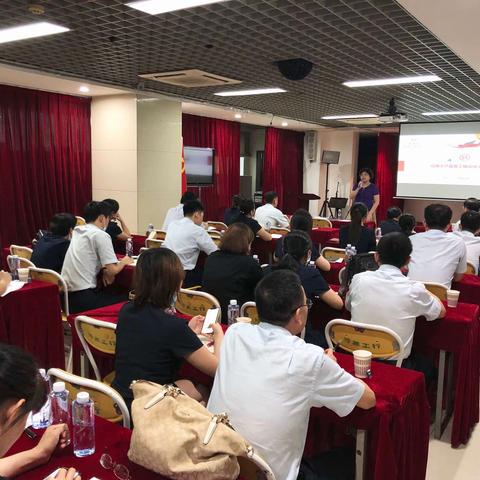 秀英支行开展“夏日大练兵”个金业务培训