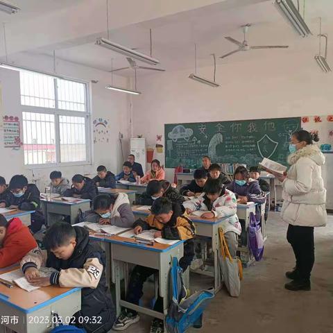 教研实践进课堂，听课评课促成长——固厢乡中心校进大屈小学教研纪实