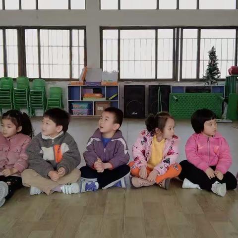 昌大启智幼儿园芒果班建构区观察记录－欢乐游乐场