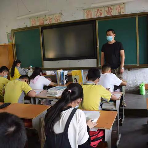 组织考试不停歇，摸清学情抓衔接——平顶山市第二十六中学七八年级复学工作札记