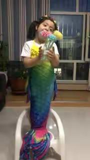 额济纳旗幼儿园小一班幼儿《浓浓情怀、巧手制作》特殊的三八妇女节