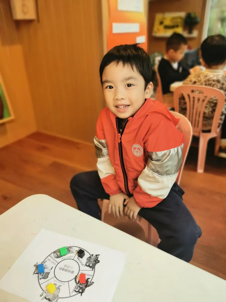 博物馆里的小小探索家