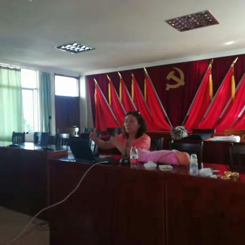 三门坡镇2017年精准扶贫就业培训班开班