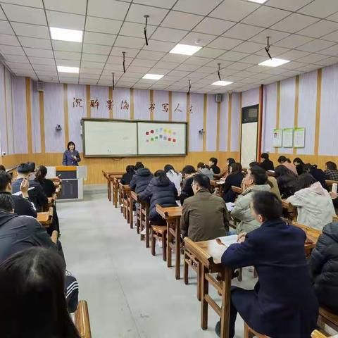 未雨绸缪   确保安全      ——西安经开第一学校安全疏散演练