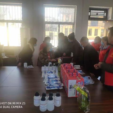 防疫物资暖人心     传递抗“疫”正能量——国家税务总局翼城县税务局开展志愿服务关爱行动