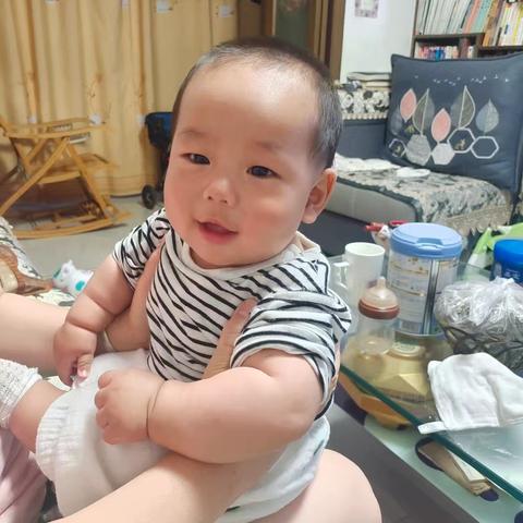 七月大幼子的闲言碎语