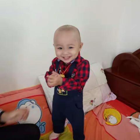 淞淞宝贝周岁生日快乐😘🎂