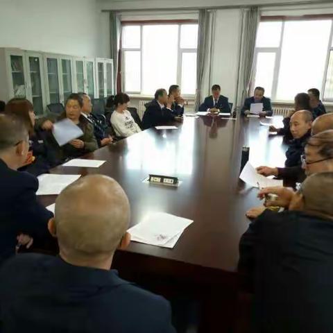 襄垣车站召开“4•5”事故反思会