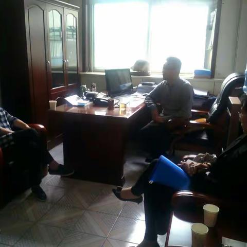 区卫计局和区民政局领导商讨医养结合工作