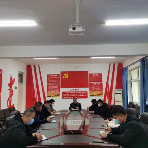 打击非法营运     护航生命安全