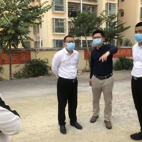 单既亮副县长赴县妇幼保健院门诊综合楼、县人民医院综合楼、疾控中心综合楼等项目调研安全生产工作