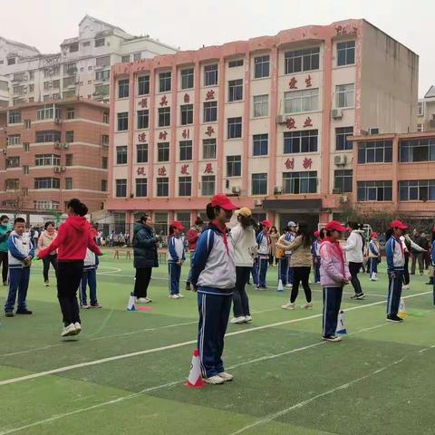 展现自我，全员健身——莲湖区第二实验小学教职工运动会