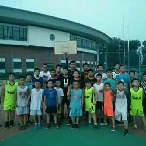 🏀青松篮球🏀暑期班火热招募中......