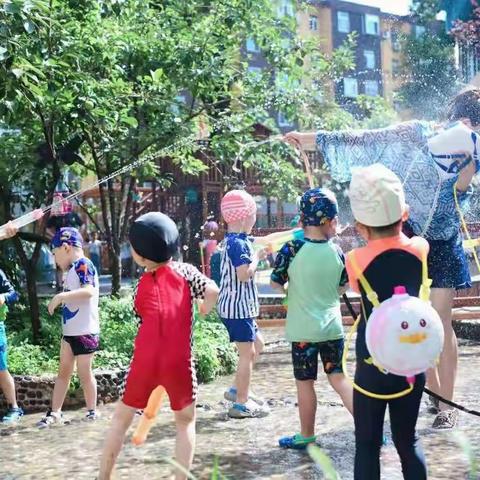 《水宝宝的奇妙之旅》——奇趣玩水 探索体验