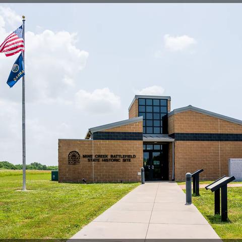 堪萨斯土墩市 Mound City, KS