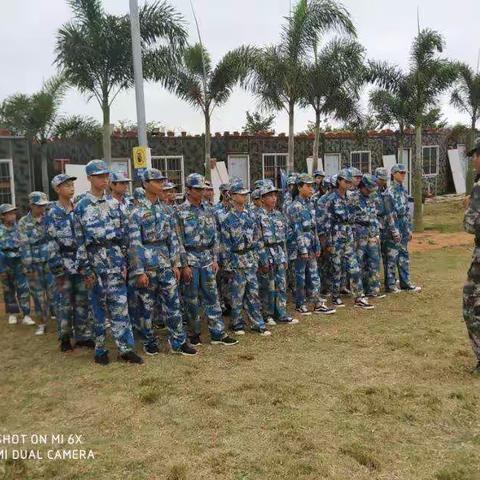 雄鹰出击，七（1）三营最棒！