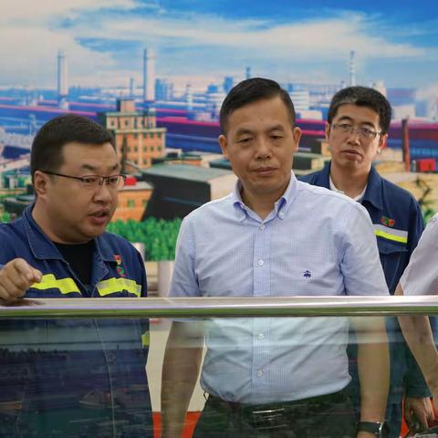 东风汽车零部件集团有限公司调研组到铝合金分公司调研