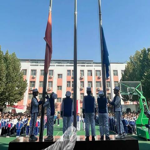 升国旗、迎国庆——育才实验小学升国旗仪式