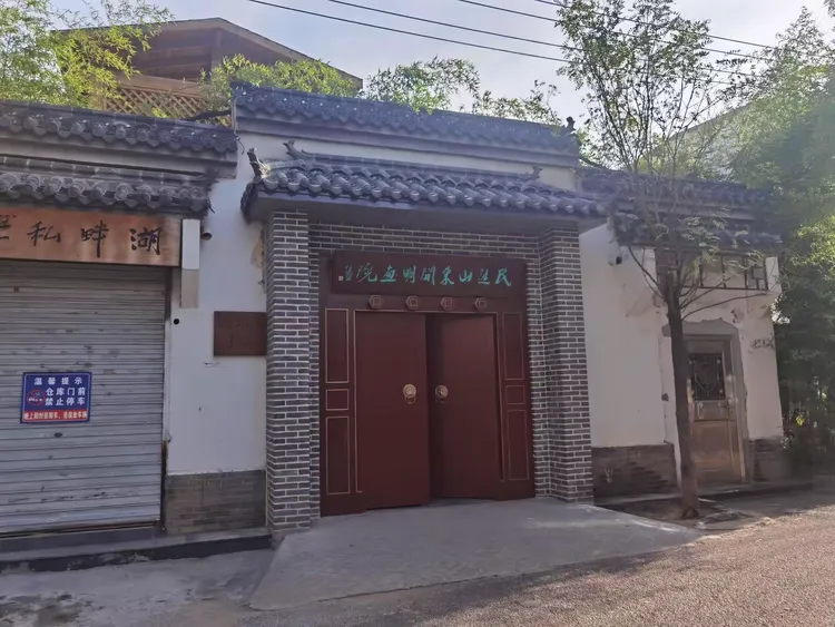 于家桥风光铜元局后街,起始于家桥,在济南市天桥区,于家桥因为"小桥