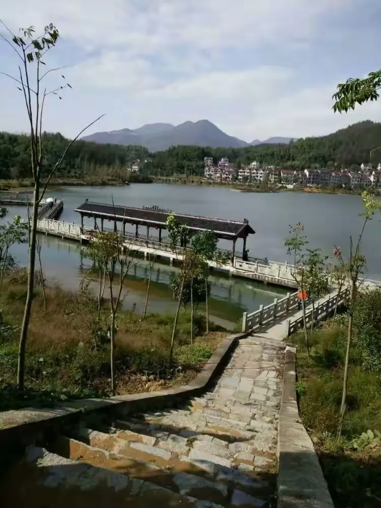 桐庐合岭村休闲农家乐