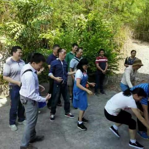 丰富多彩的安全月活动