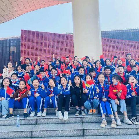 在研学旅行中成长，开启红色新征程。