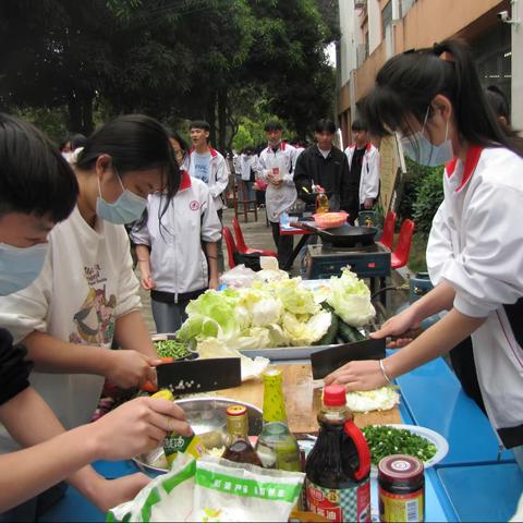 凝班级之力，扬田高风骨---田阳高中第一届美食文化节