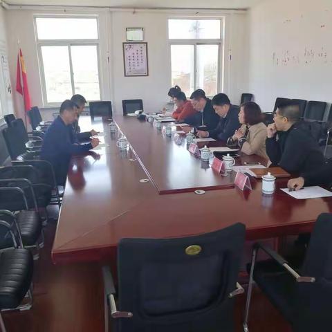 新抚区科技局邀请市科技局副局长金佰顺一行到千金乡农业科技企业调研