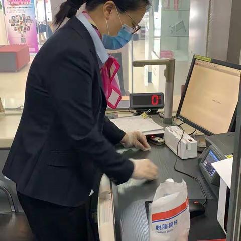 “不忘初心、弘扬优良家风”主题党日活动 ——抗疫期间的家庭小故事分享