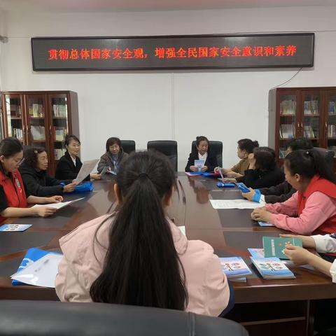【新时代文明实践在行动】克一河镇诺敏山社区开展“4.15”国家安全教育日宣讲活动