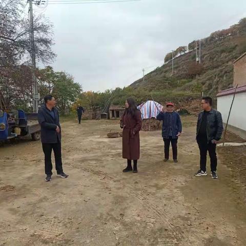 走访慰问送温度   真情帮扶暖民心