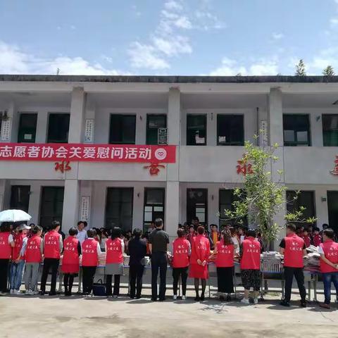 好人就在身边，受滴水报涌泉