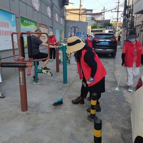 双龙社区开展周末清洁活动