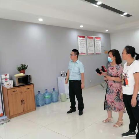 锦水街道总工会：户外劳动者驿站又添新成员 锦祥园社区“户外劳动者驿站”迎验收