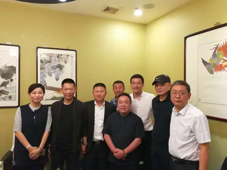祝华东菁英汇执行主任泰兴九号温泉总经理万明宇生日快乐!