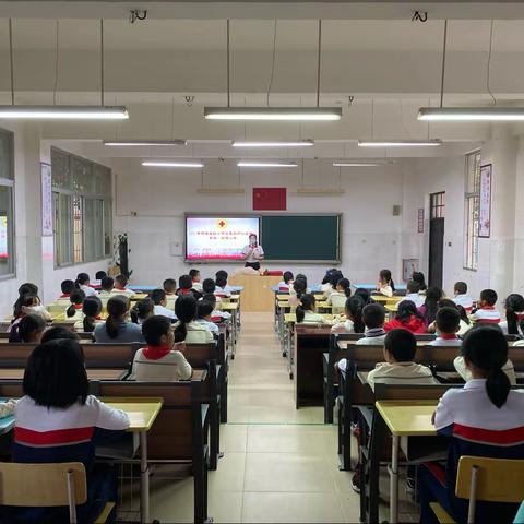 “人人学急救 急救为人人” ——翔安区东陵小学应急救护专题培训