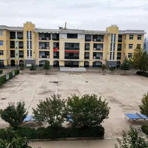 我们的一天——全校师生一天中生活，学习，工作的部分