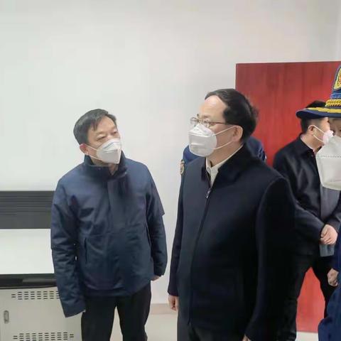 历城区区长续明视察森林消防中队建设工作